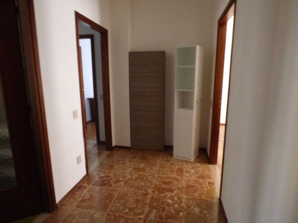 Trilocale in vendita in via mazzini, Stradella