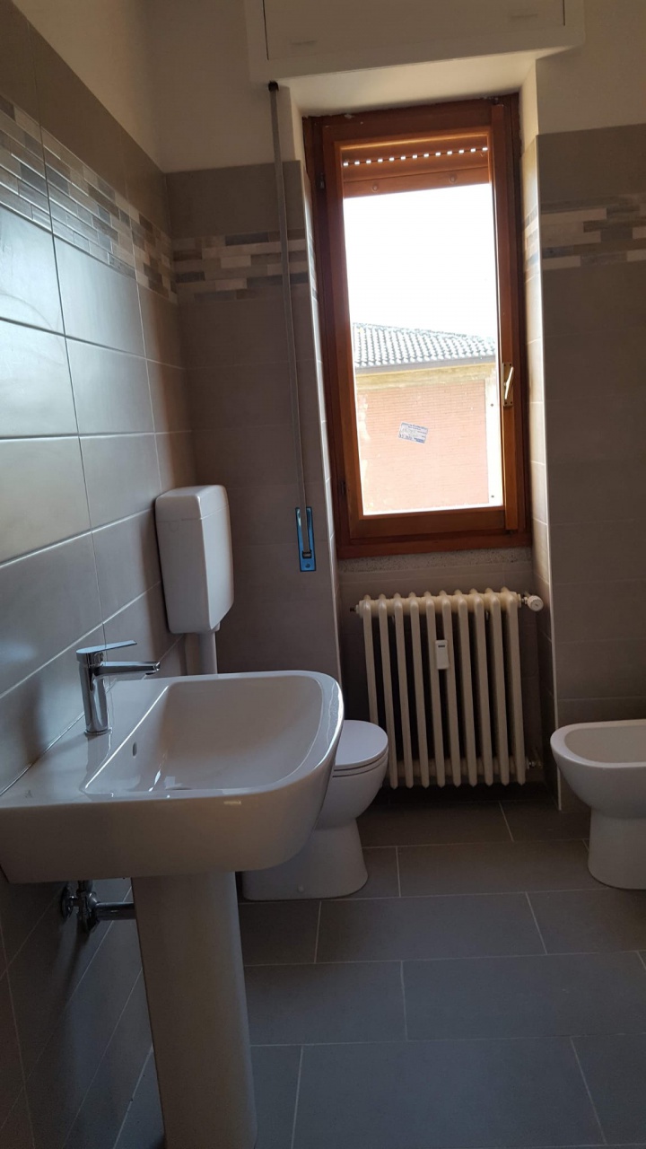 Bilocale arredato in affitto a Stradella
