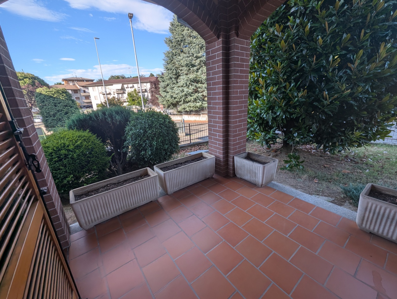 Trilocale con giardino in via viorate, Broni