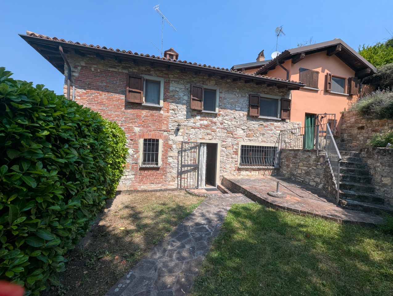 Villa in vendita in via montecanino, Golferenzo