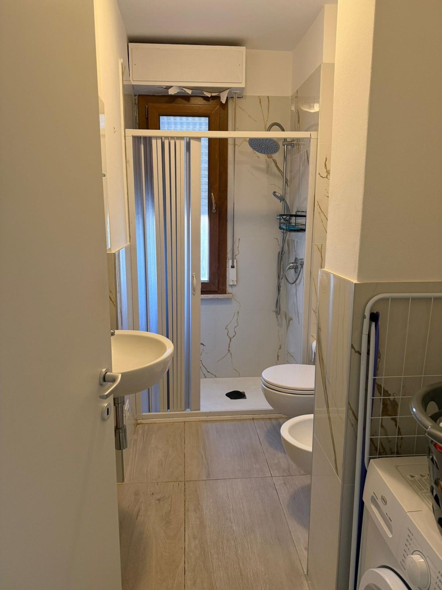 Trilocale arredato in affitto, Pisa landi