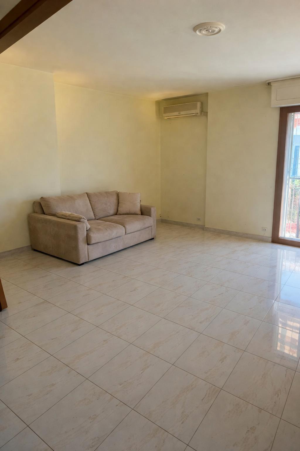 Quadrilocale ristrutturato, Pisa san giusto