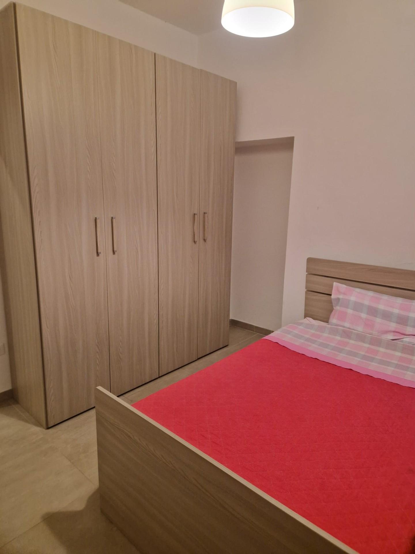 Stanza Singola ristrutturata, Pisa borgo stretto