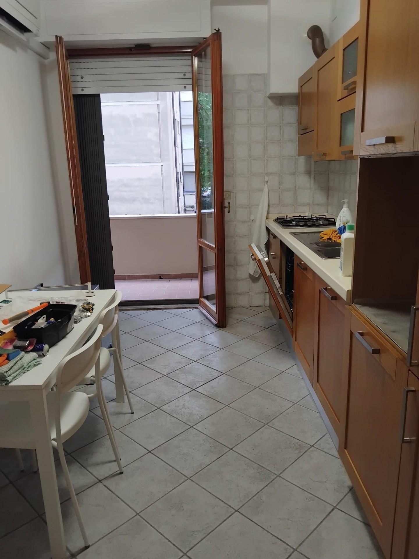 Stanza Singola nuova, Pisa porta a lucca