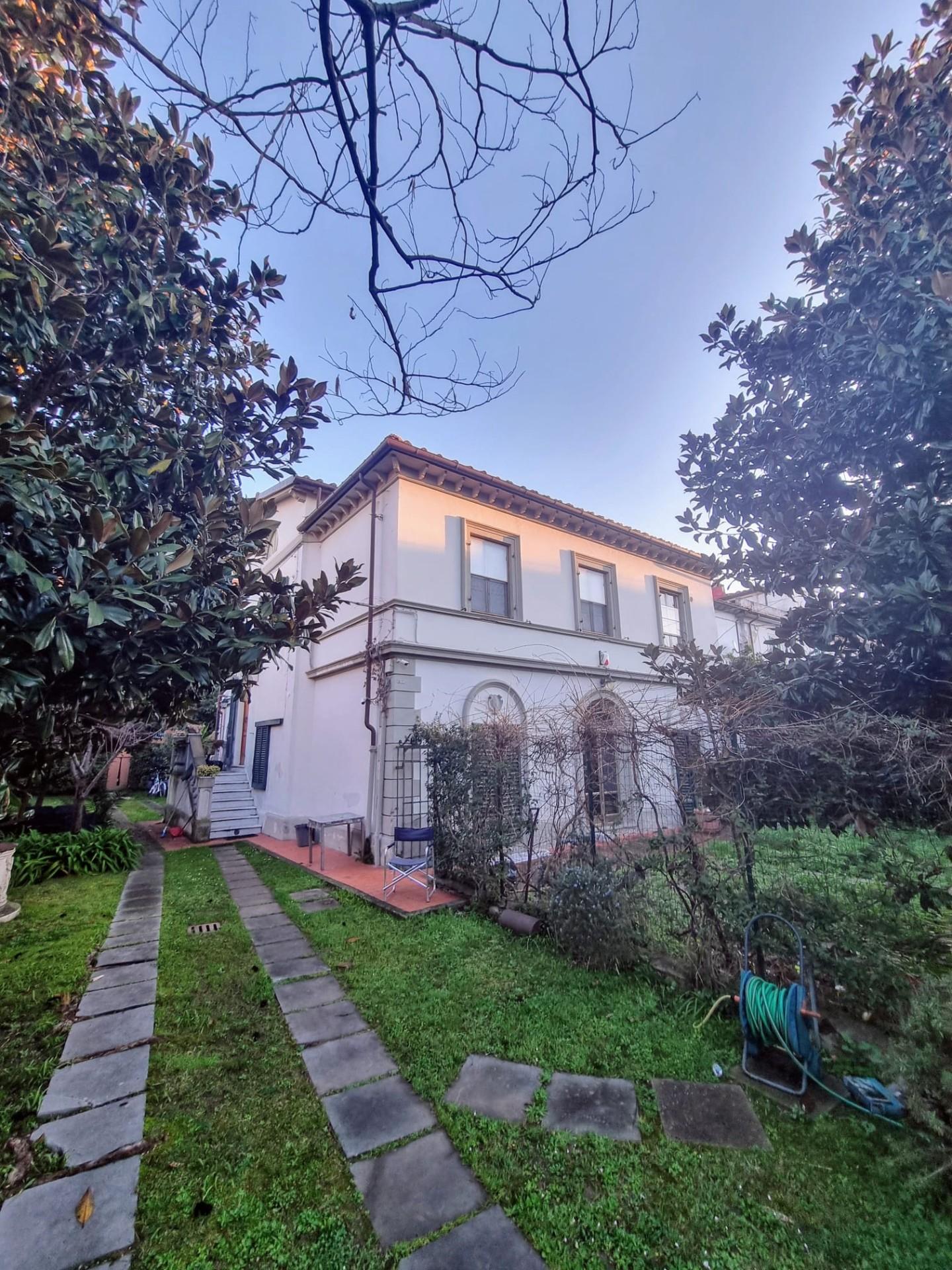 Stanza Singola con giardino, Pisa landi