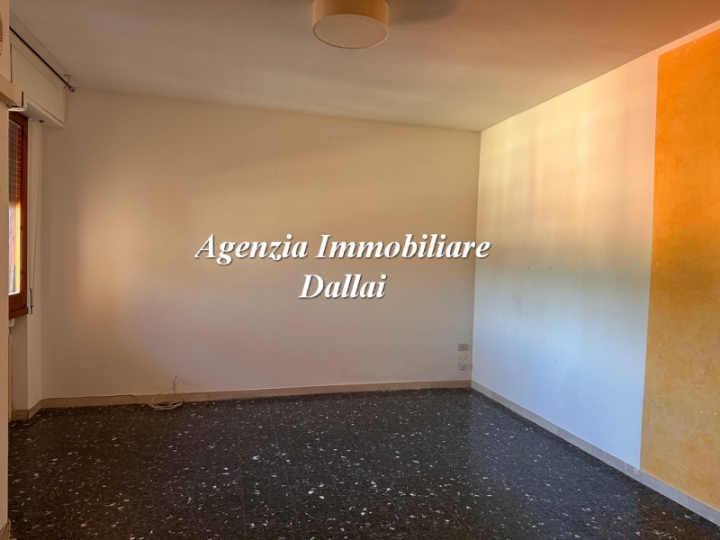 Trilocale con terrazzo a Borgo San Lorenzo