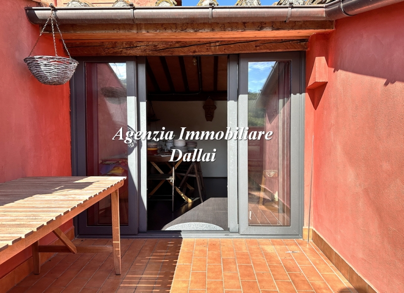 Appartamento con terrazzo a Vaglia
