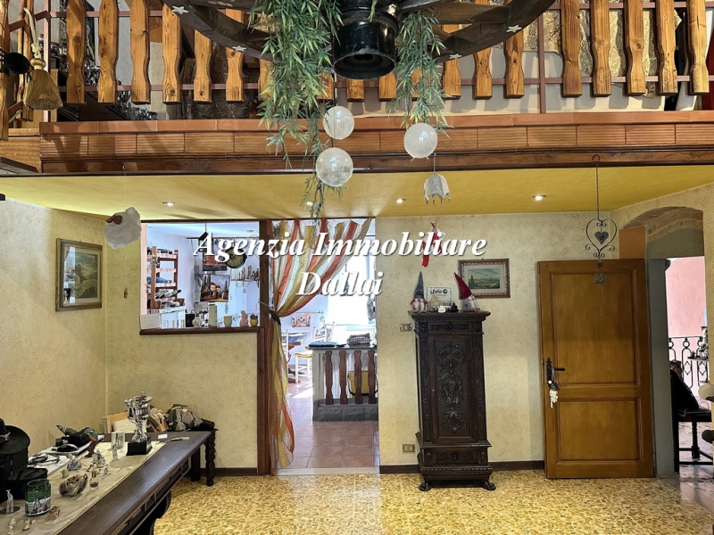 Appartamento con terrazzo a Vaglia