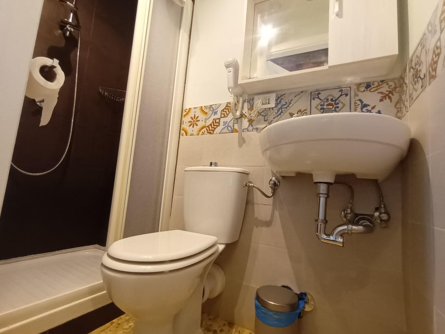 Stanza Singola ristrutturata, Lucca sant'anna