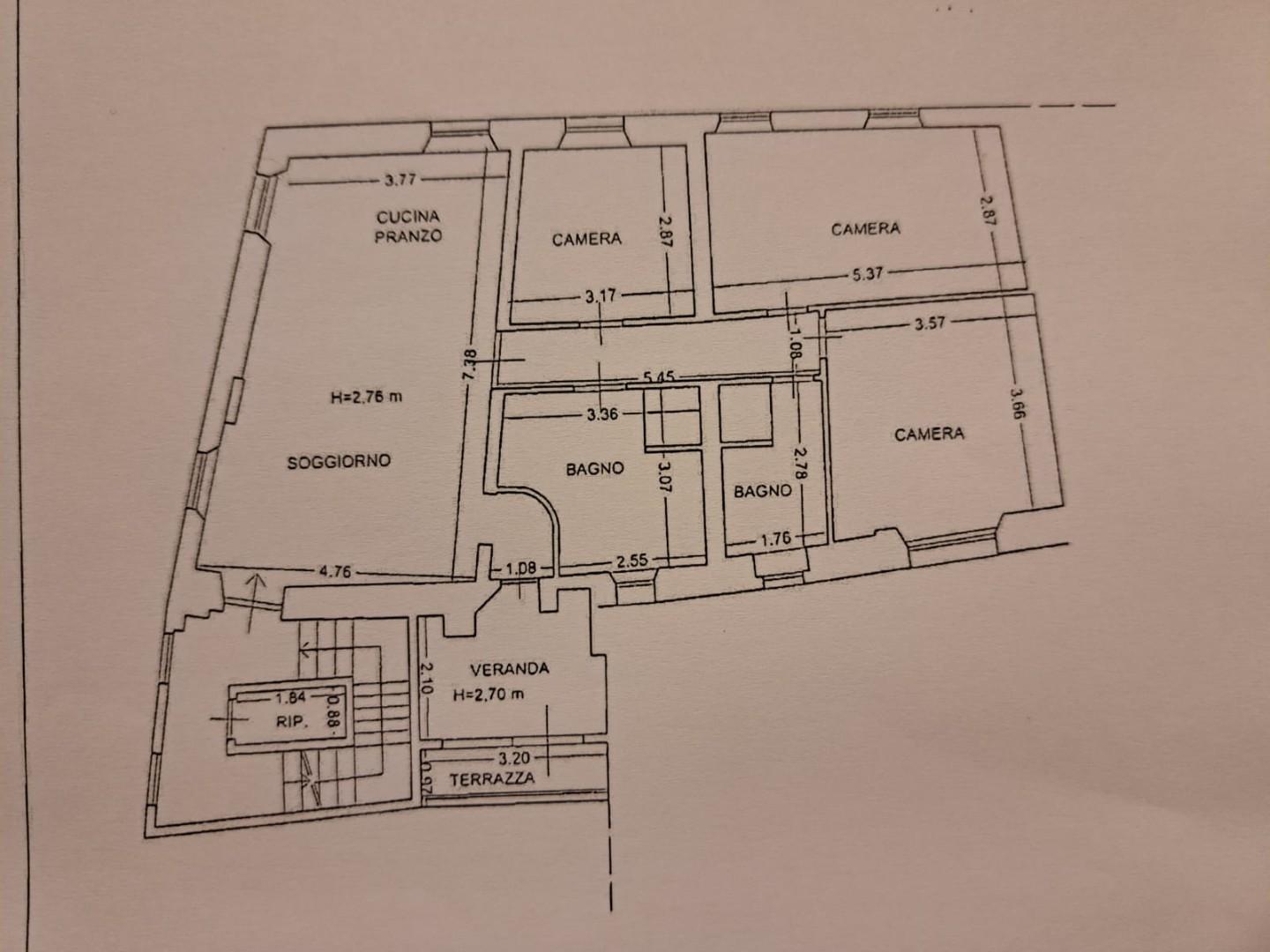 Appartamento ristrutturato, Lucca centro storico