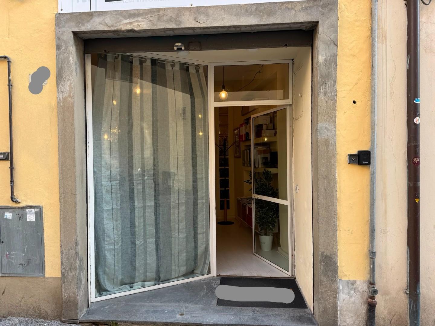 Box/Garage 30mq in vendita, Lucca centro storico