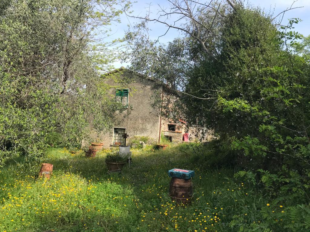 Casa indipendente con giardino a Fosdinovo