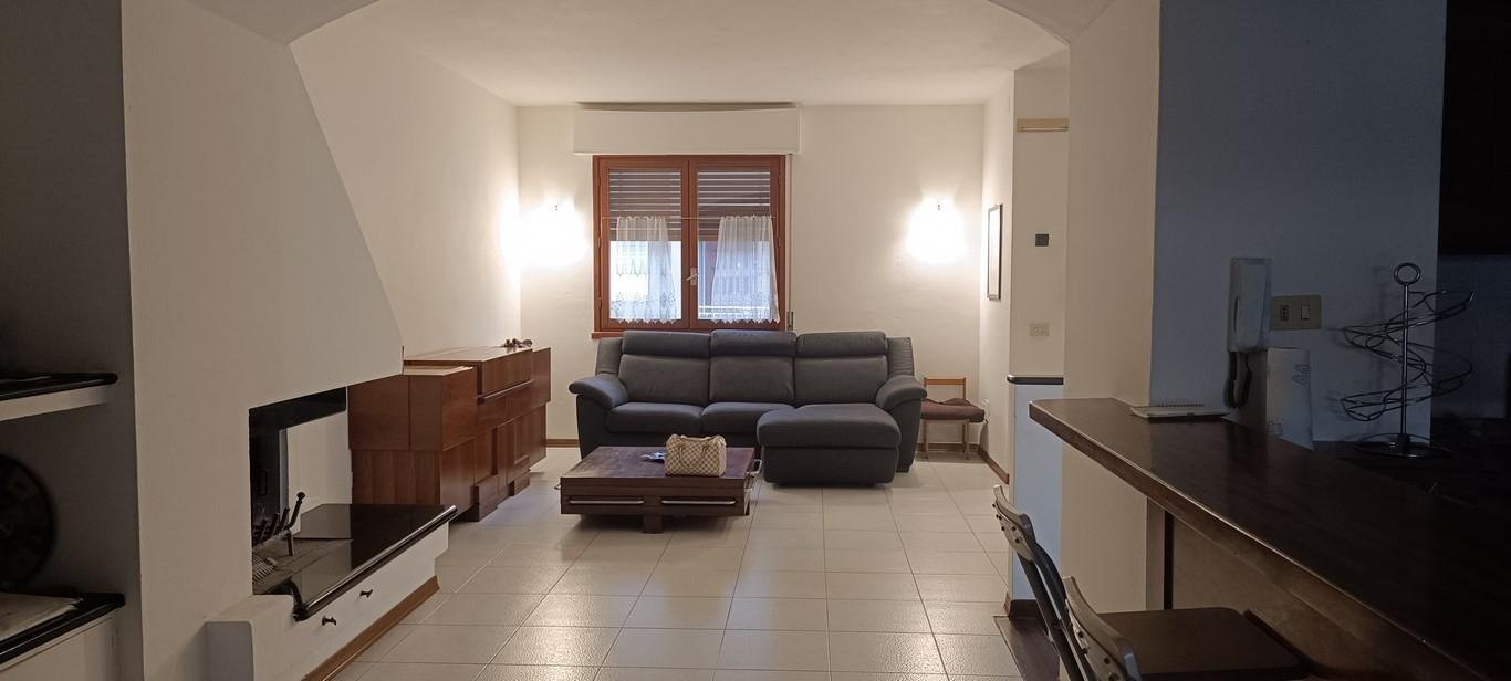 Villa con giardino, Ortonovo dogana