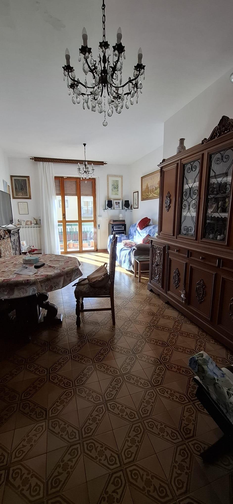 appartamento in affitto a Carrara in zona Centro Città