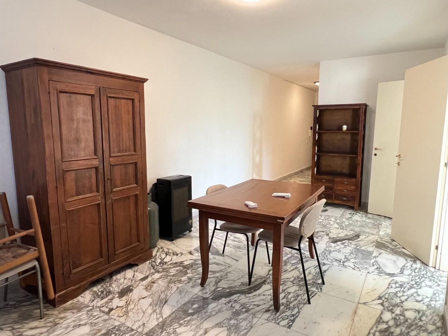 Trilocale in vendita, Carrara marina di