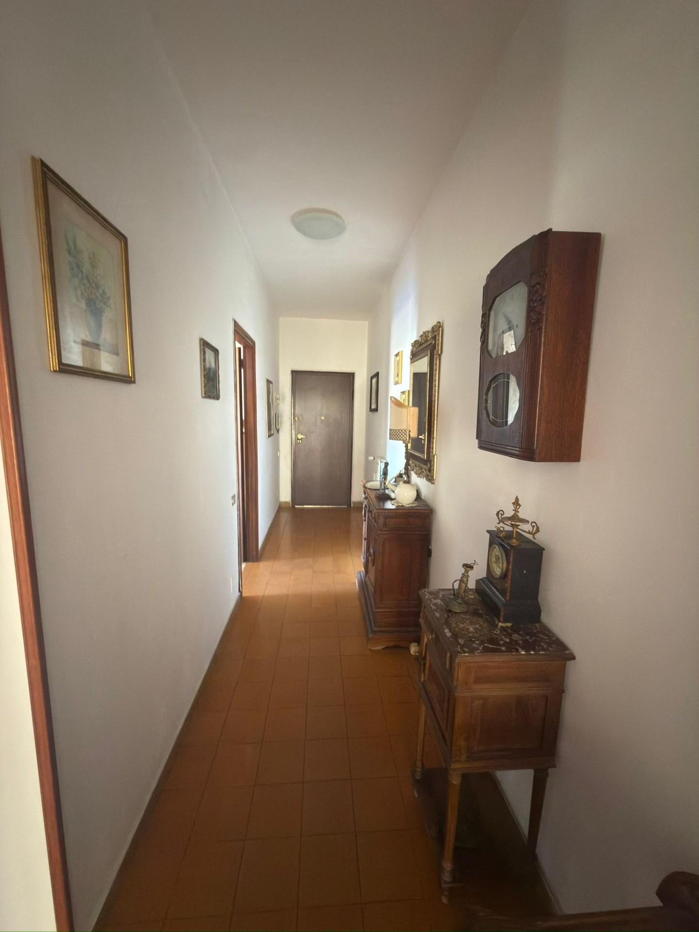 Quadrilocale in vendita, Carrara marina di