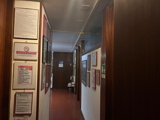 Ufficio in affitto a Carrara