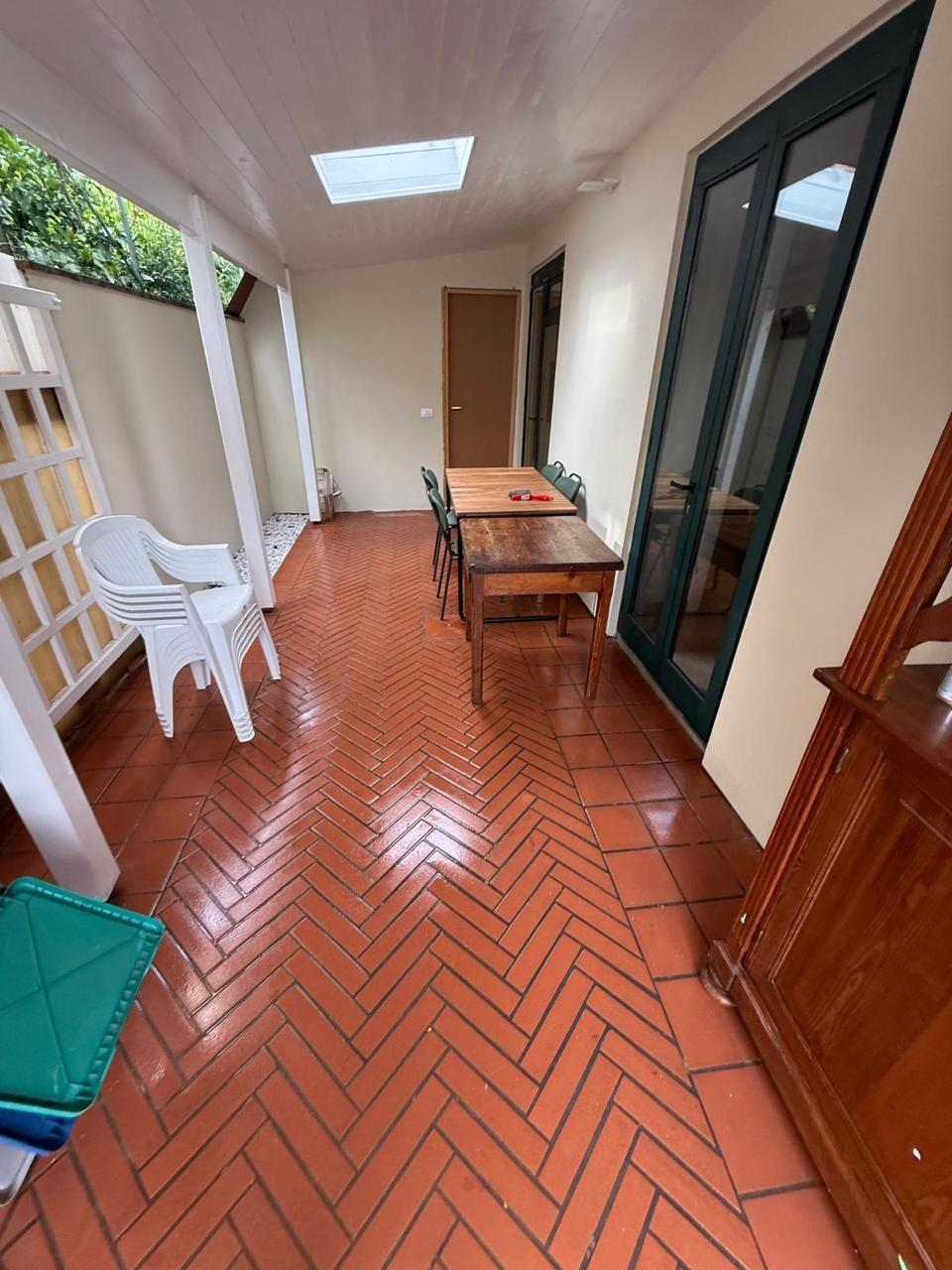 Casa indipendente arredata in affitto, Carrara marina di