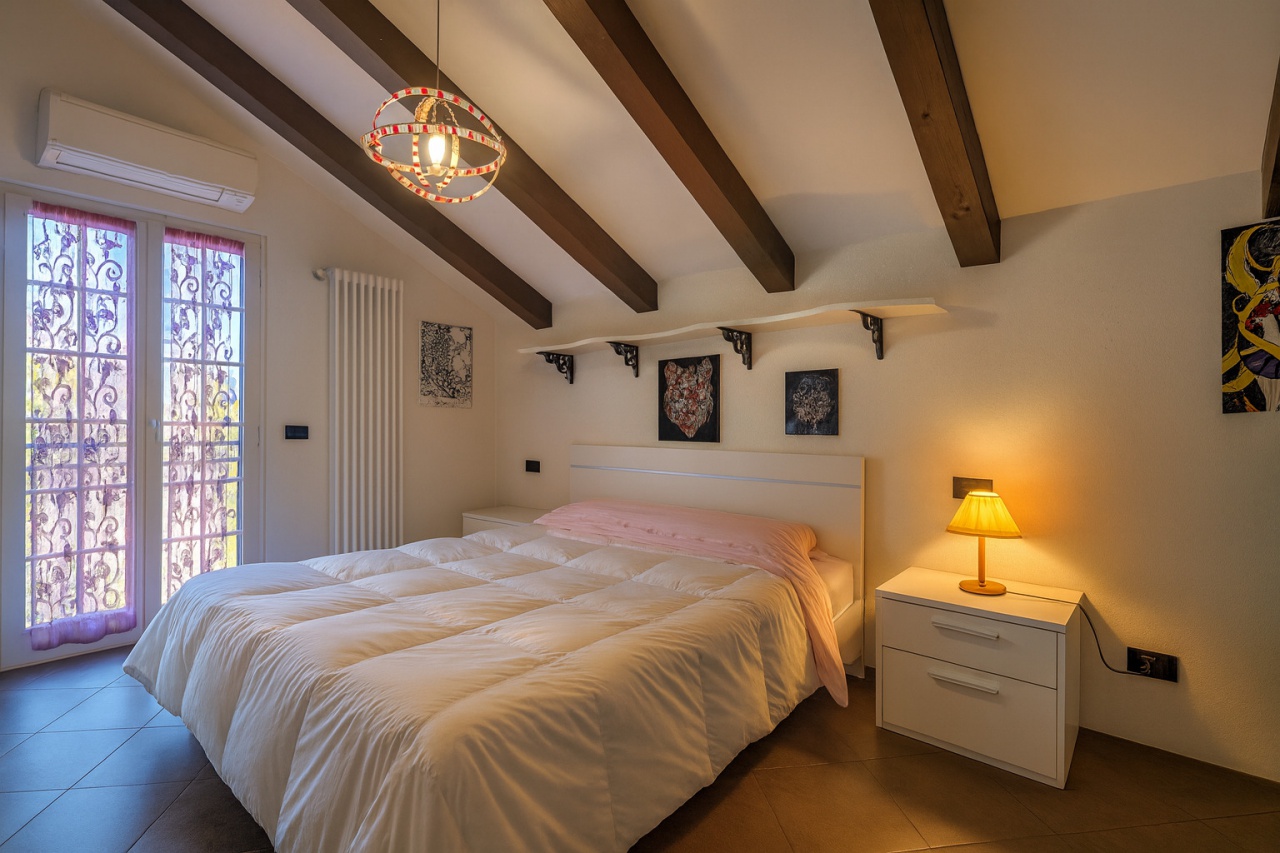 Casa indipendente vista mare in via manie, Finale Ligure