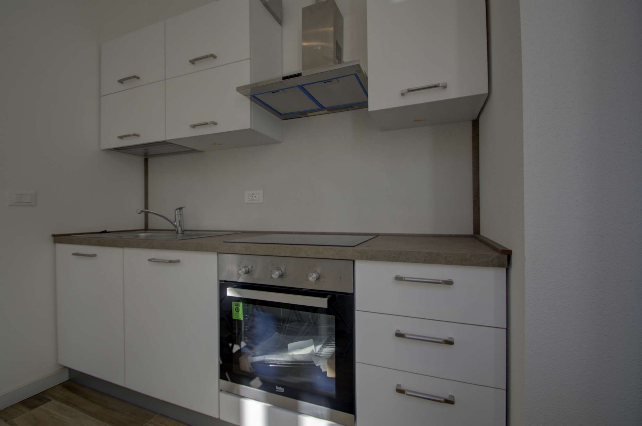 Monolocale arredato in affitto in via roma, Finale Ligure