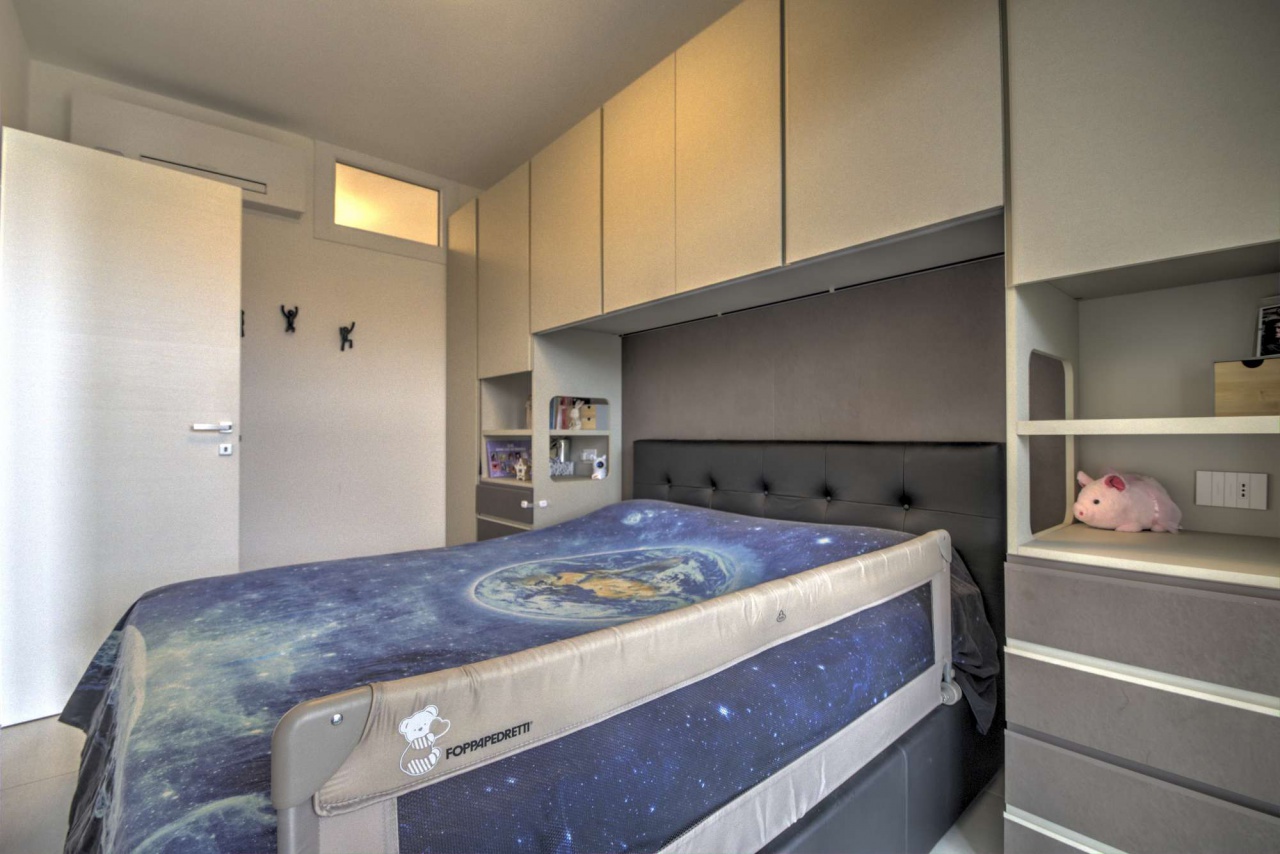Trilocale con terrazzo in via del sagittario, Finale Ligure