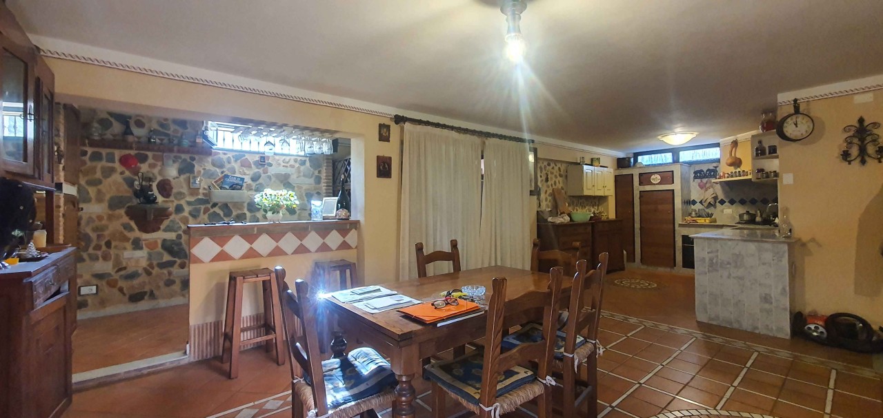 Villa con giardino a Massarosa