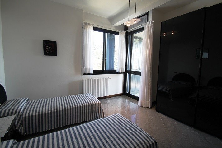 Villa con giardino a Massarosa