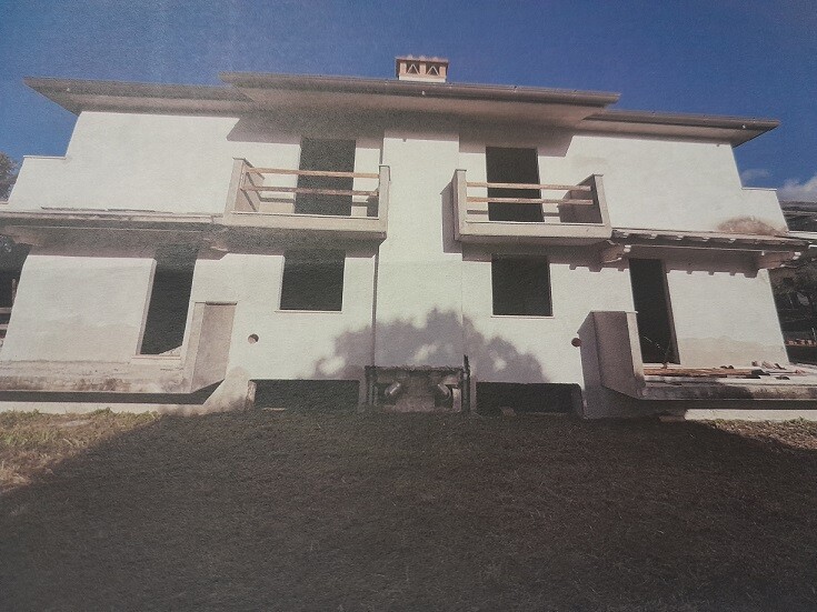 Villa con giardino a Camaiore