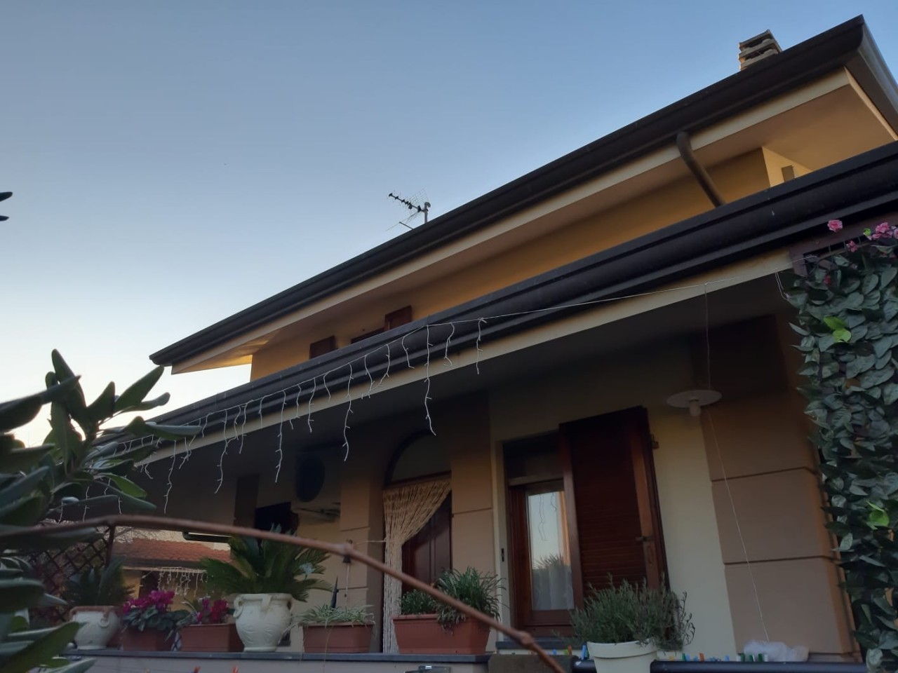 Villa con giardino a Massarosa