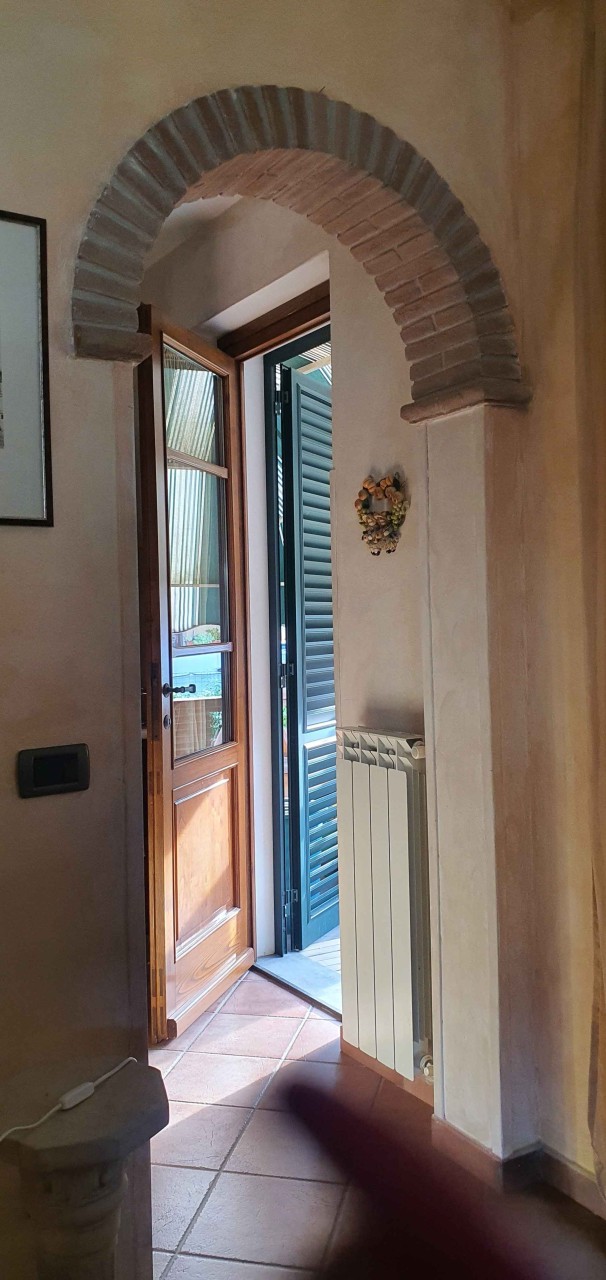 Villa con giardino a Massarosa