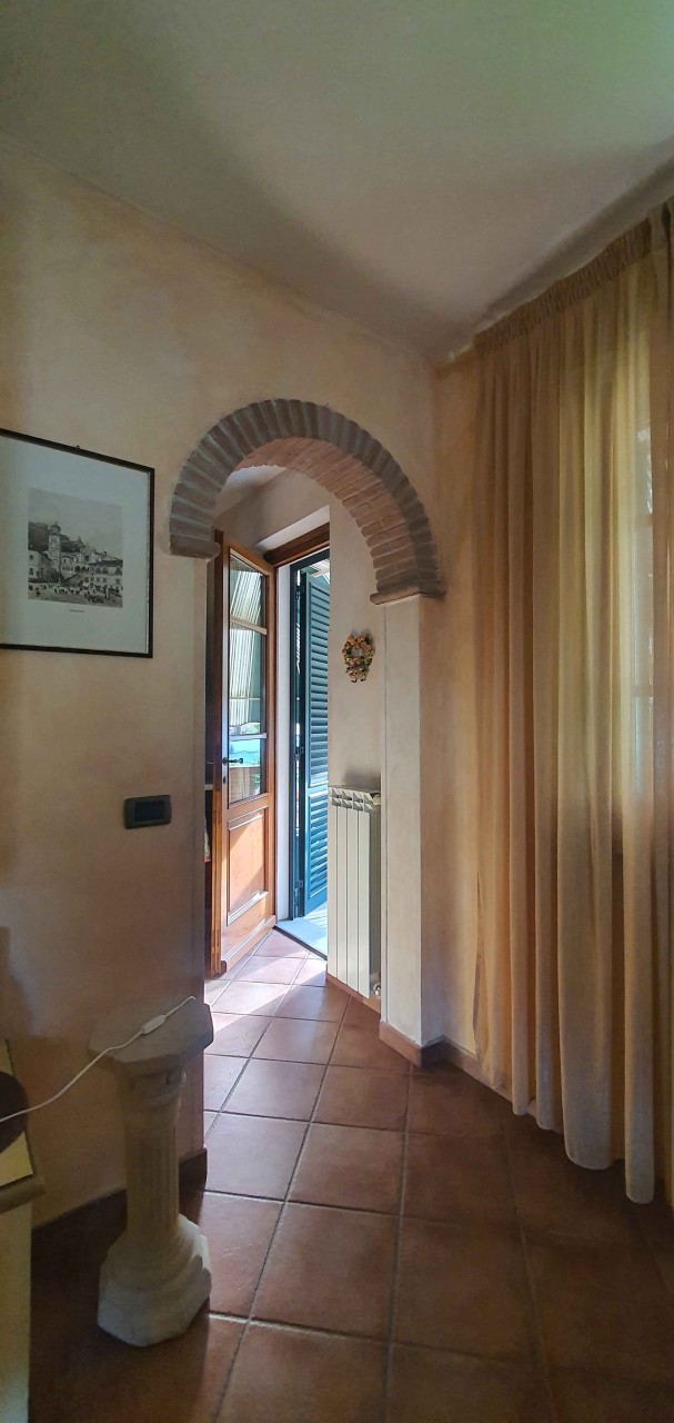 Villa con giardino a Massarosa