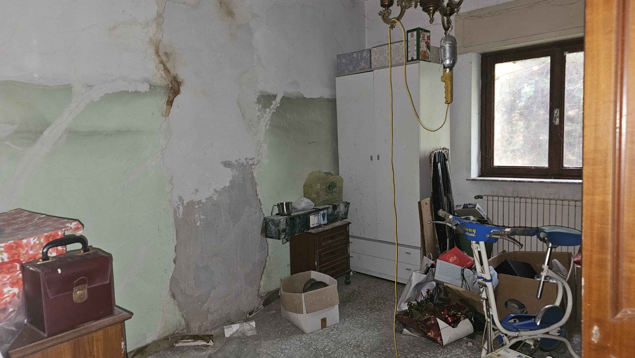 Casa indipendente da ristrutturare a Massarosa