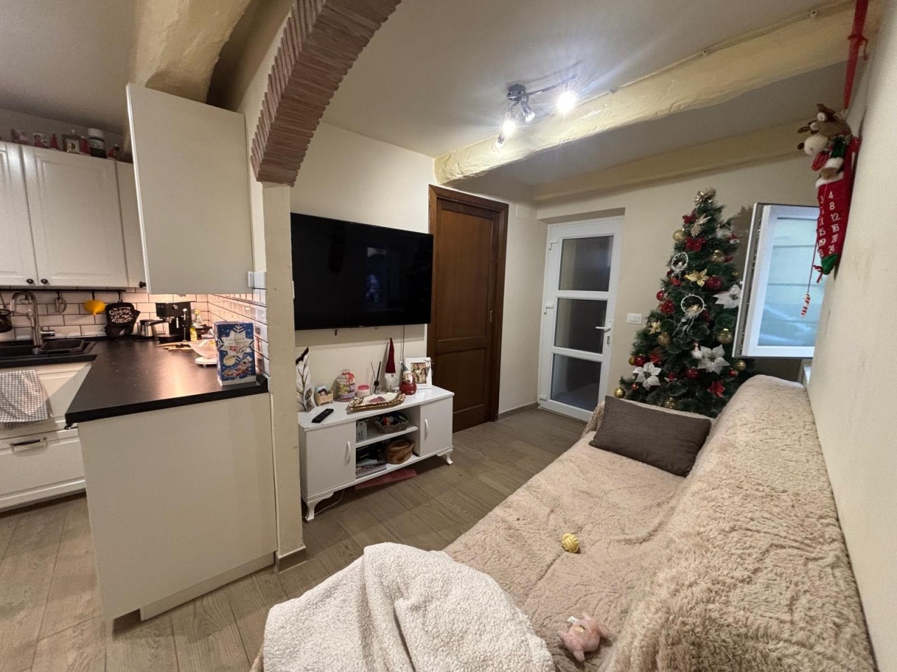 Casa indipendente in vendita a Camaiore