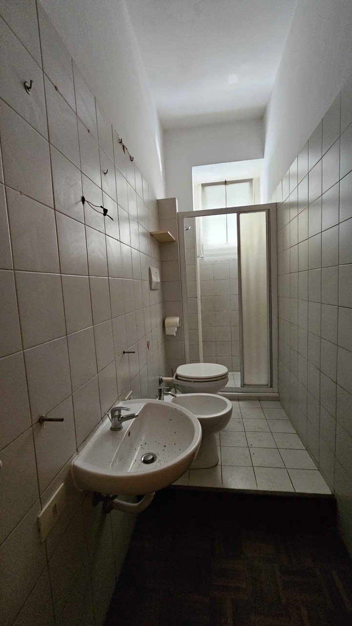 Casa indipendente da ristrutturare a Viareggio