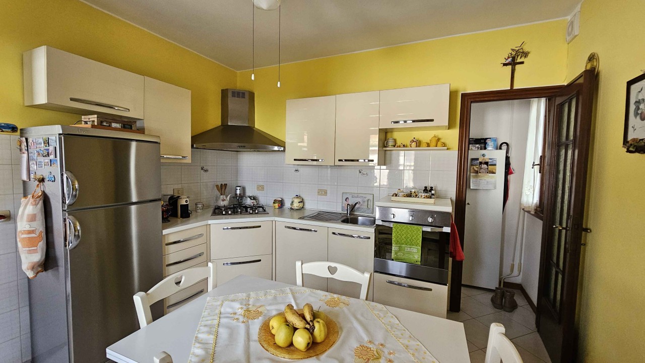 Villa con giardino a Massarosa