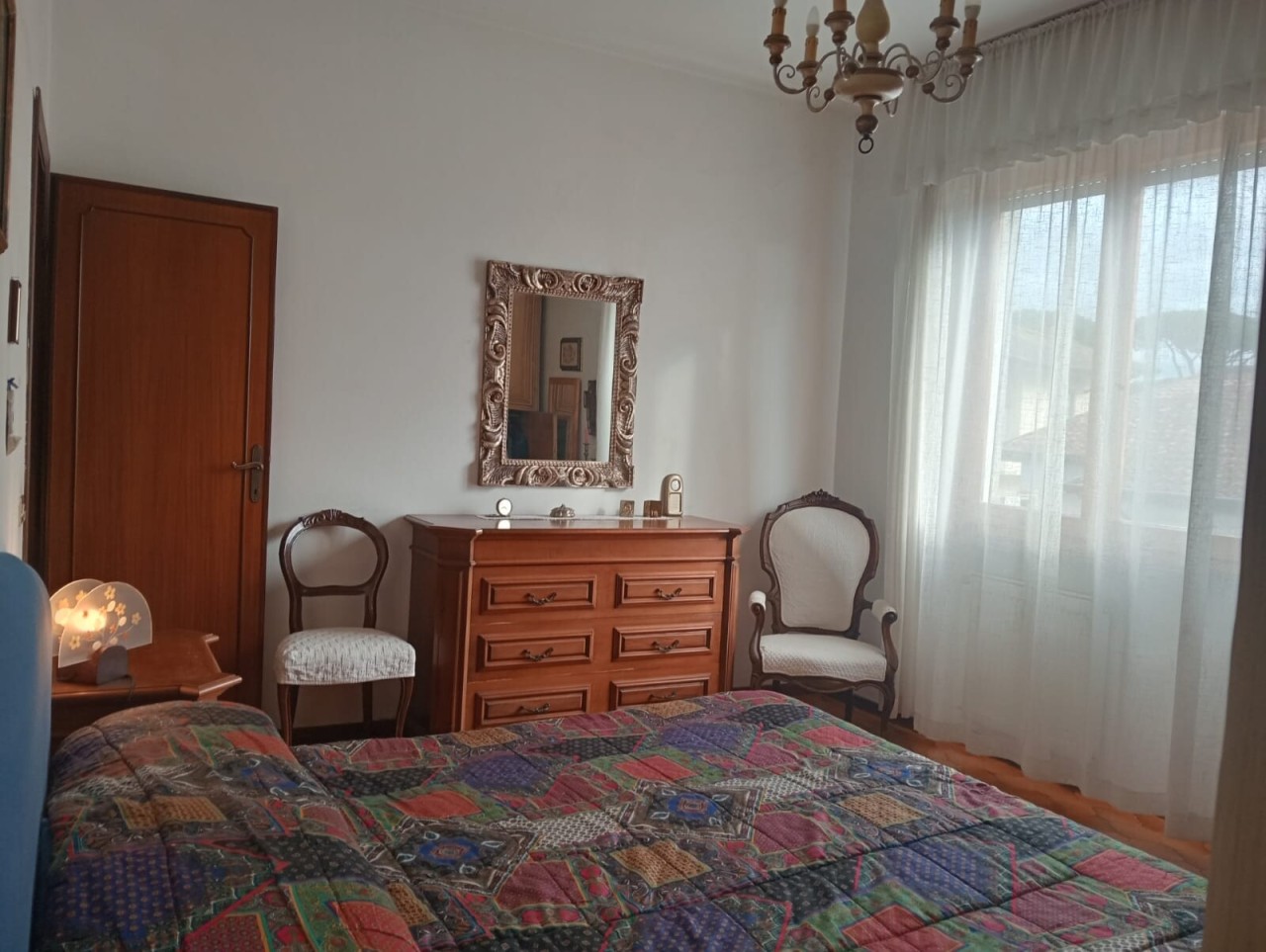 Casa indipendente con terrazzo a Camaiore