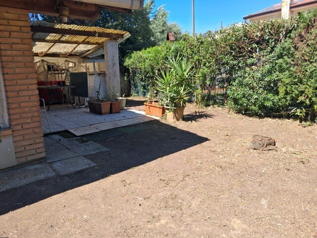 Casa indipendente con giardino a Camaiore