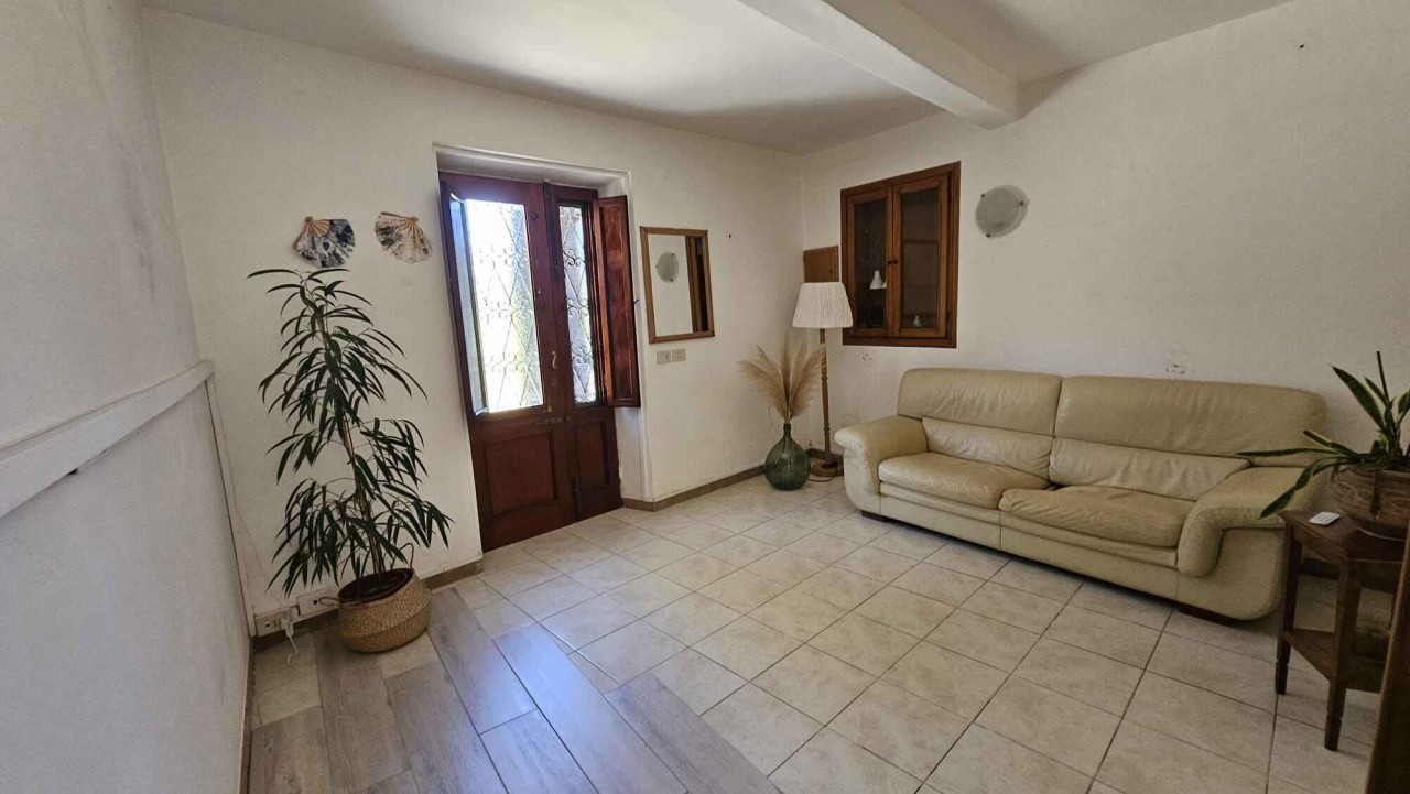 Casa indipendente con giardino a Massarosa