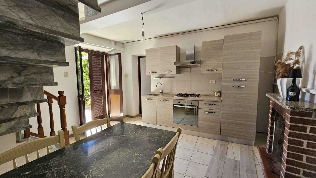 Casa indipendente con giardino a Massarosa