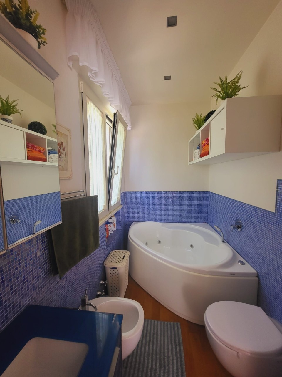 Casa indipendente con terrazzo a Viareggio