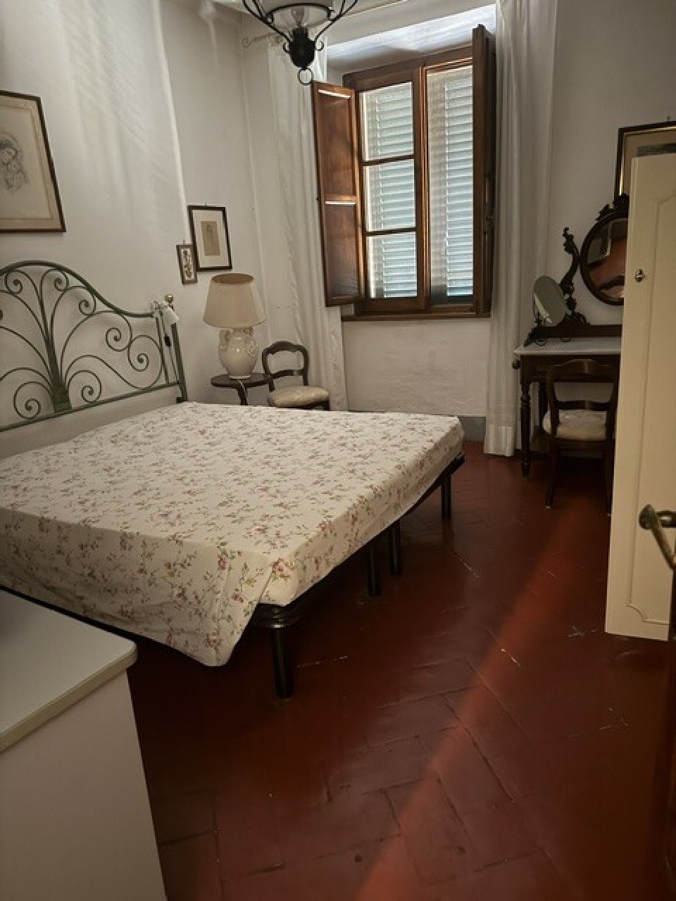 Appartamento da ristrutturare a Camaiore