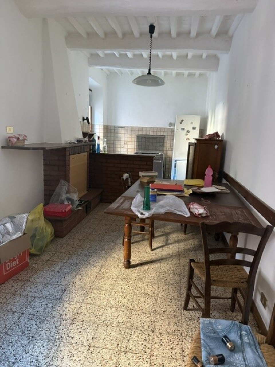 Appartamento da ristrutturare a Camaiore