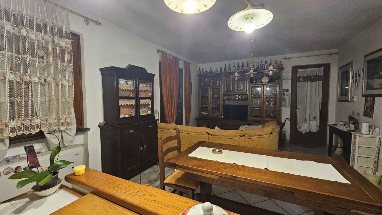 Villa con giardino a Massarosa
