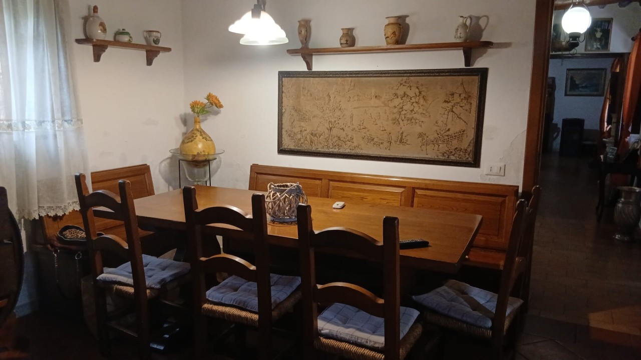 Casa indipendente con giardino a Camaiore