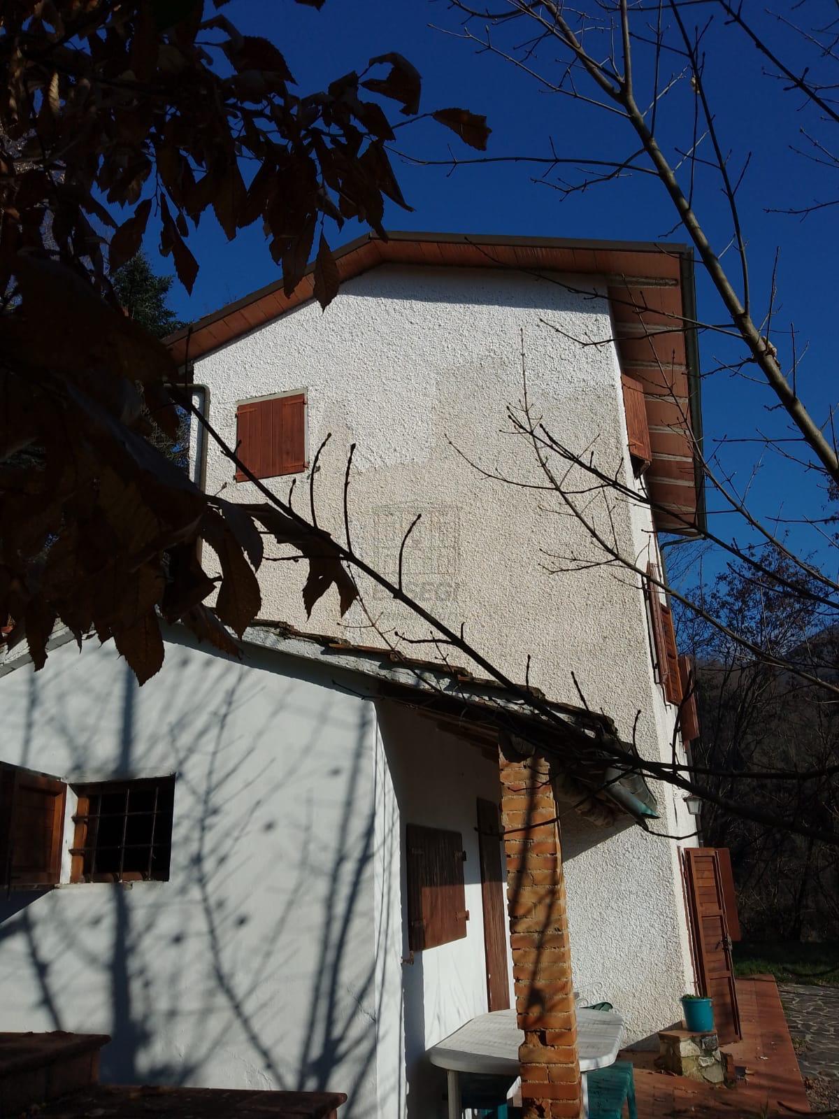 Casa indipendente in vendita a Bagni di Lucca