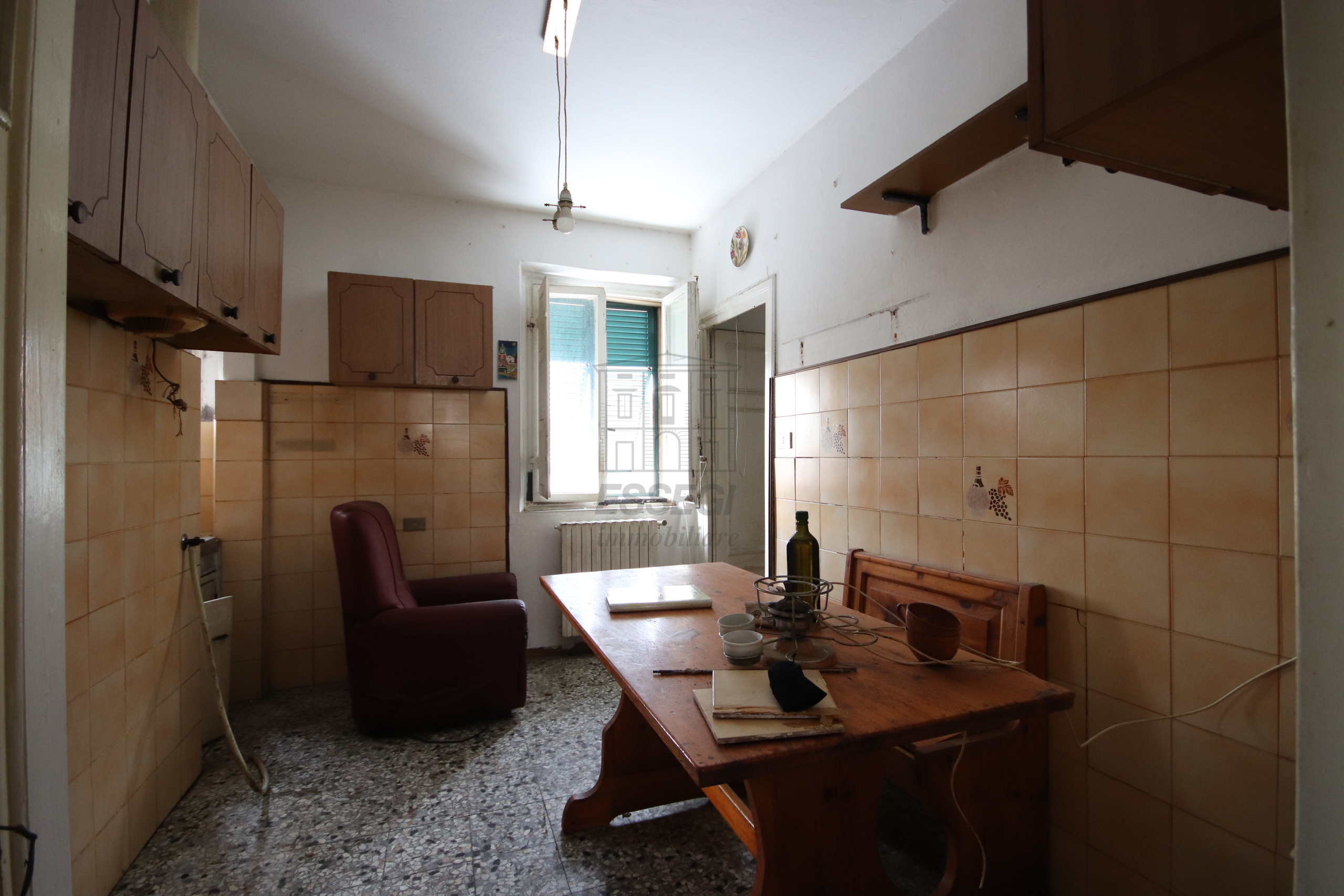 Appartamento da ristrutturare in via borgo giannotti, Lucca