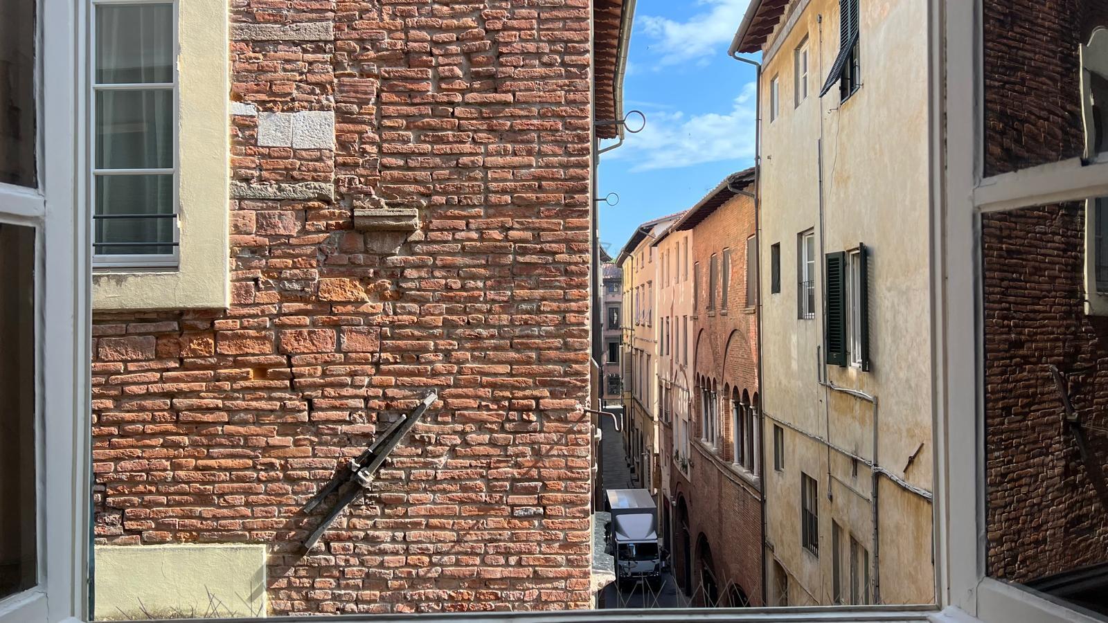 Appartamento in affitto in piazza san michele 4, Lucca