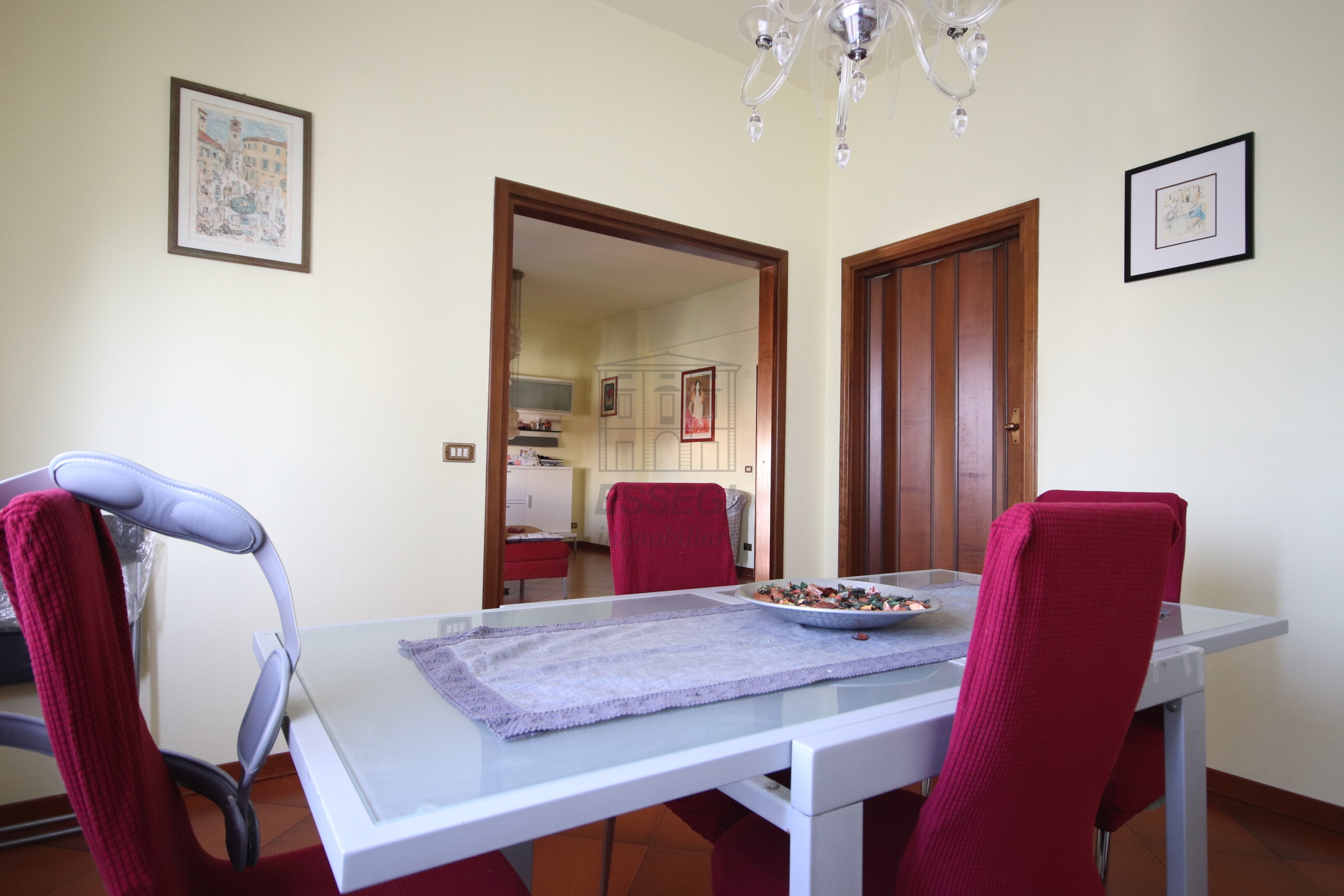 Appartamento con giardino in via diaz, Lucca