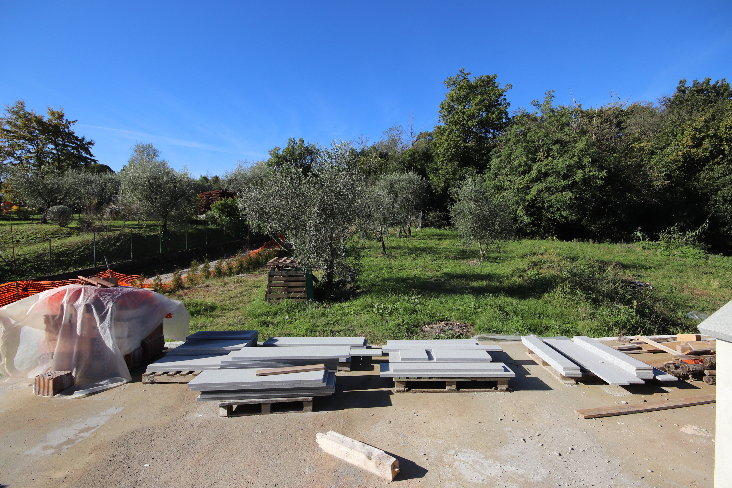 Villa con giardino in via delle vitialle 12, Capannori