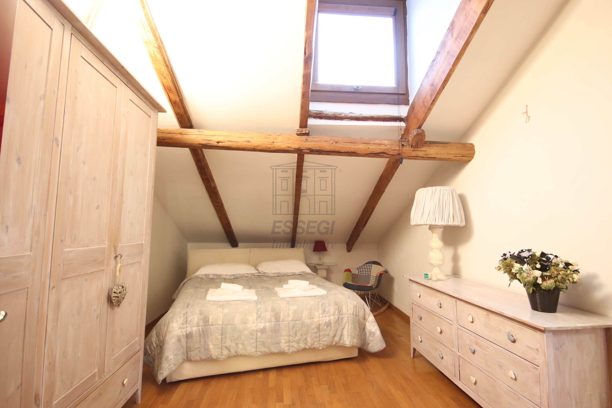 Trilocale ristrutturato in viale pacini 116, Lucca